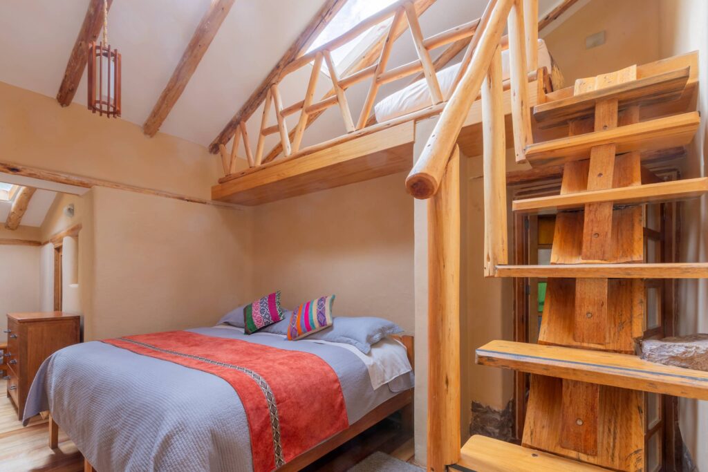 Habitación individual con baño privado en una de las casas del campus